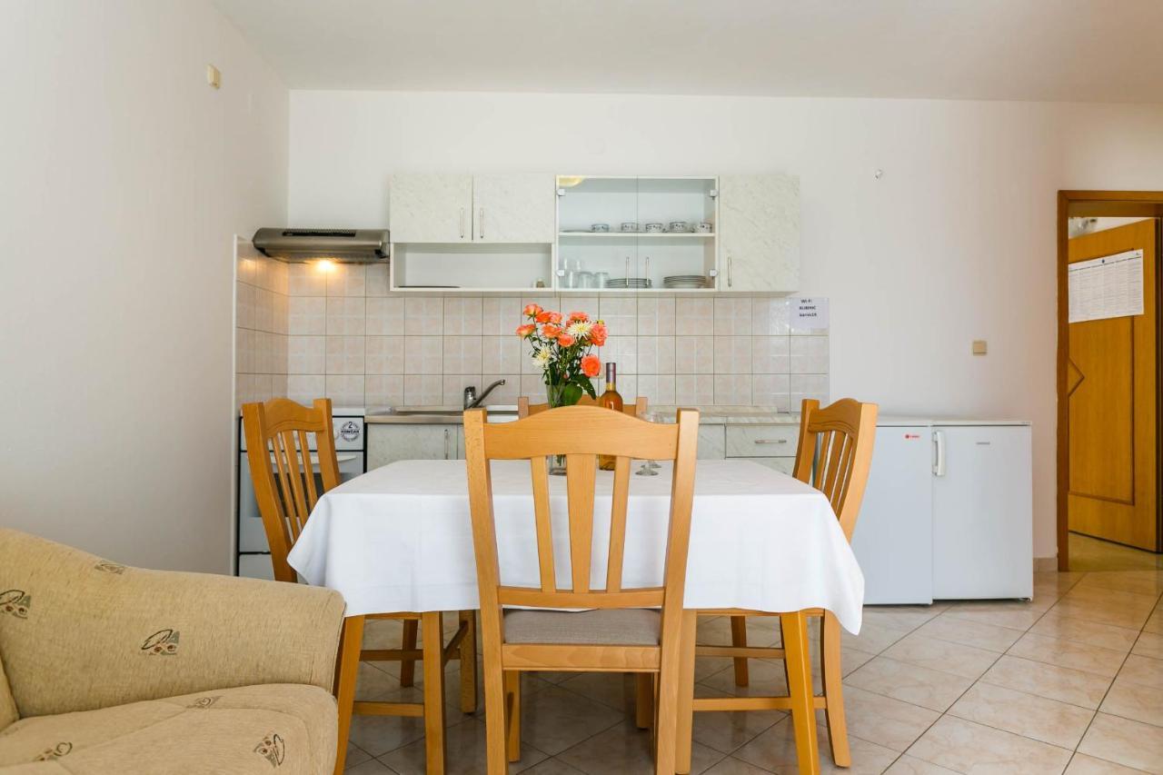 Apartmani Luka Kornić Extérieur photo