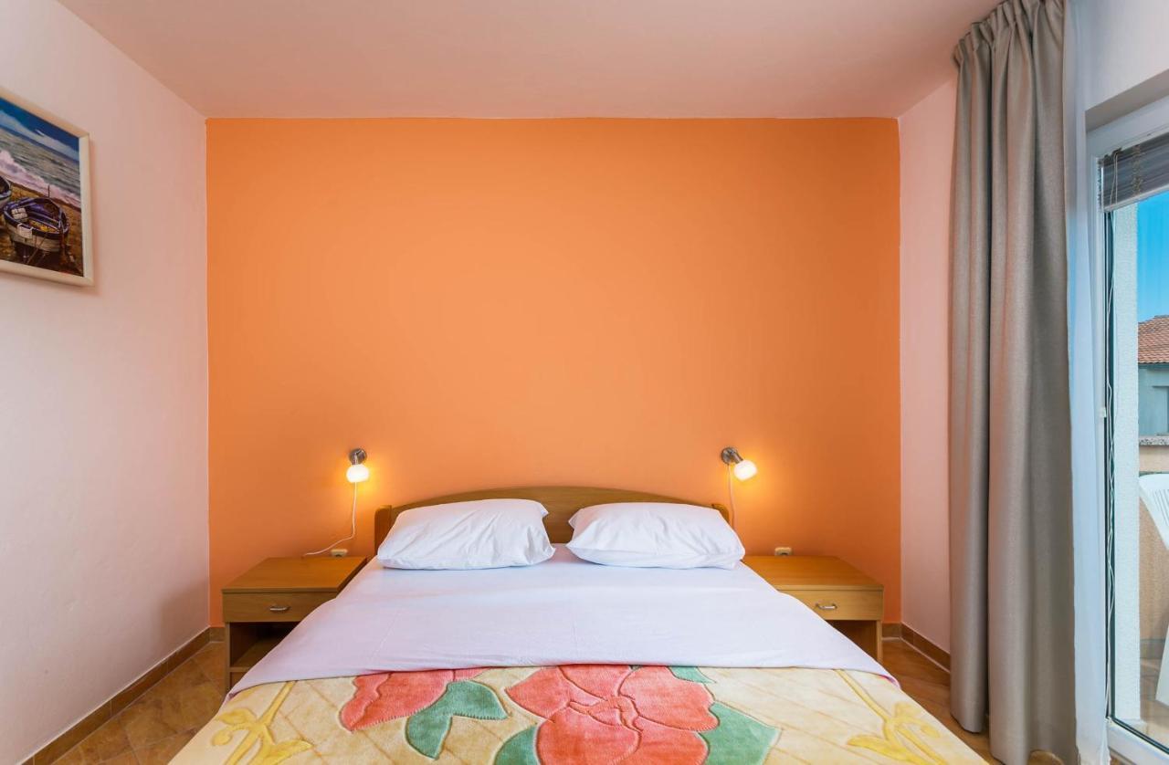Apartmani Luka Kornić Extérieur photo