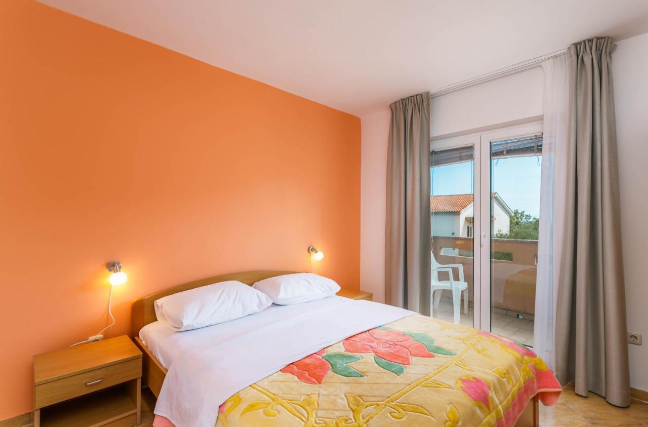 Apartmani Luka Kornić Extérieur photo