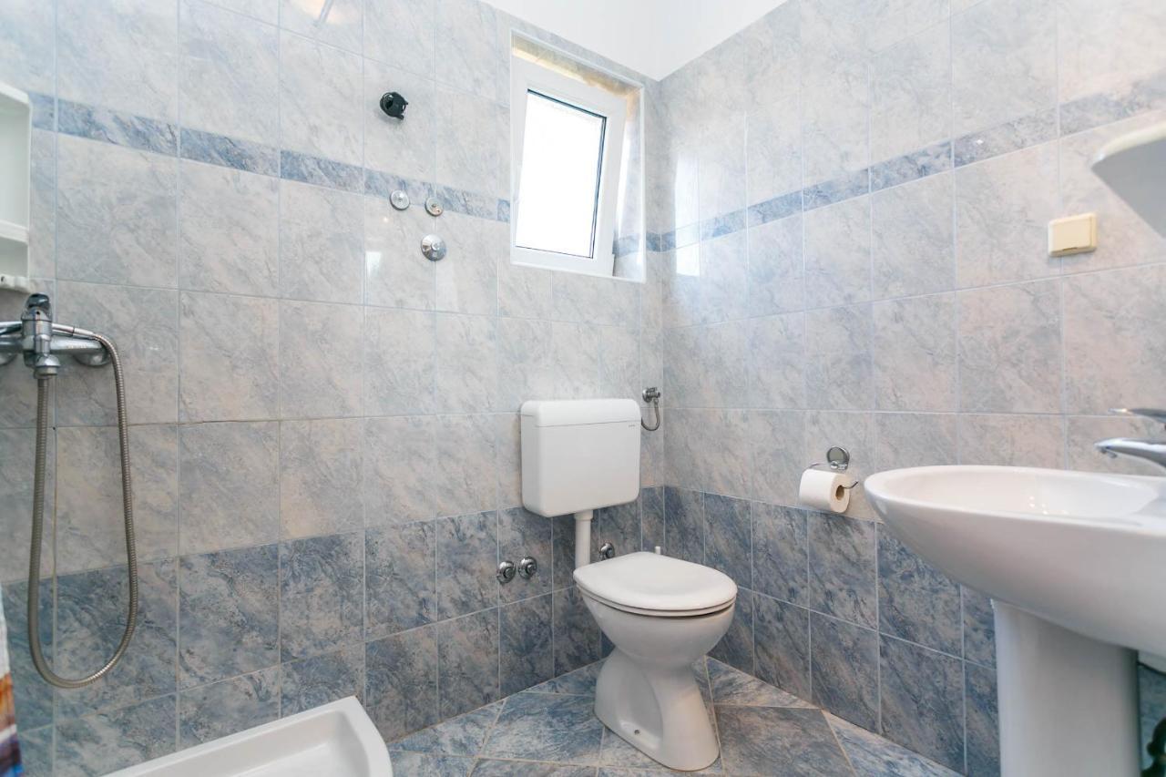 Apartmani Luka Kornić Extérieur photo